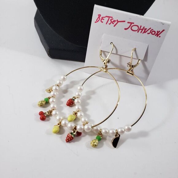 Betsey Johnson. 100% Authentic Set - Picture 2 of 4